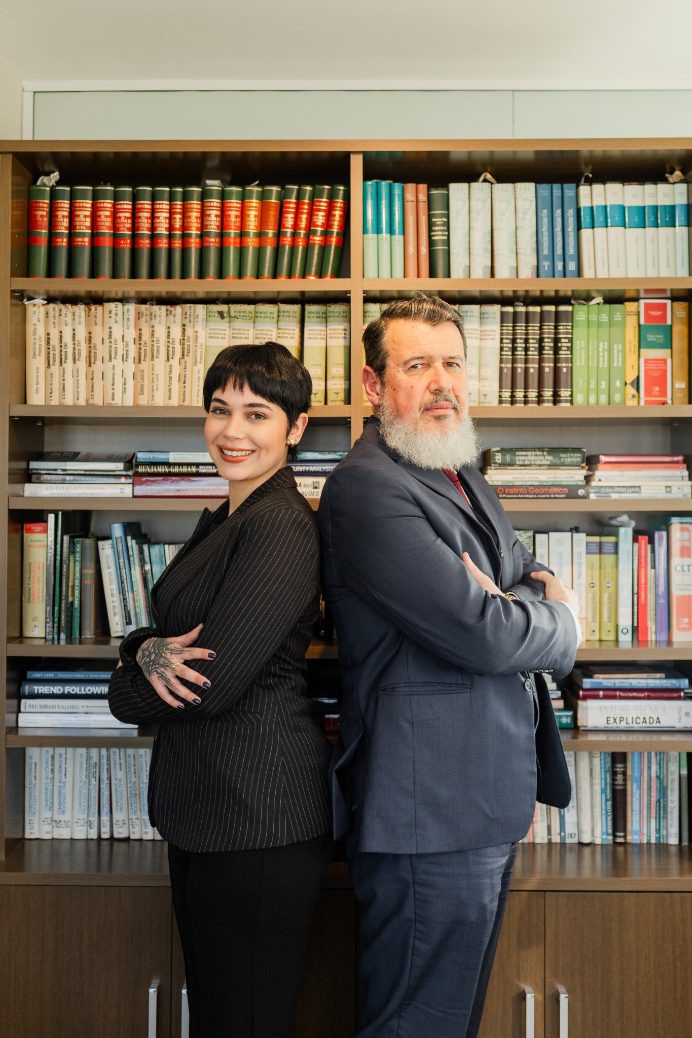 Ana Carolina Schwengber e Luís Gustavo Schwengber, advogados da SCHW Advogados
